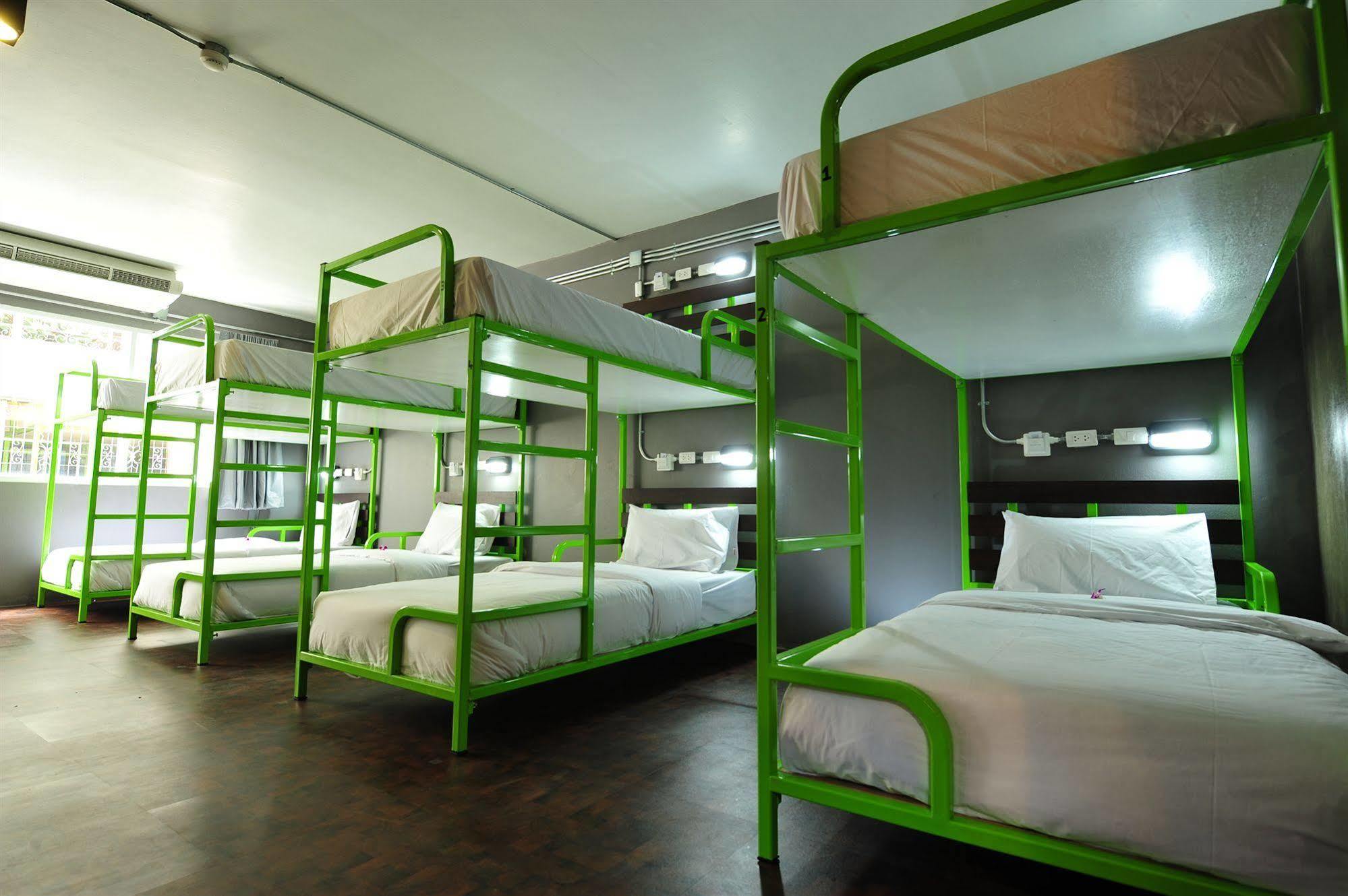 Saphaipae Hostel Bangkok Exteriér fotografie