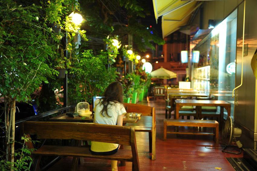 Saphaipae Hostel Bangkok Exteriér fotografie